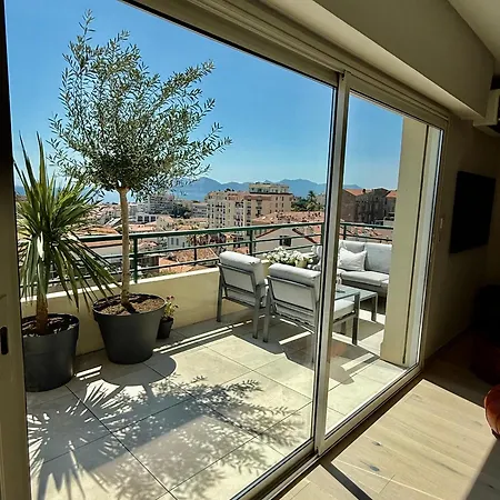 Horizon By Connexion Κάννες